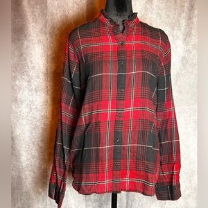 EXPRESS RED AND BLACK PLAID FLANNEL BUTTON DOWN SHIRT SIZE M